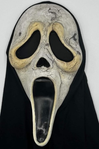 Scream aged nancy loomis - vi,